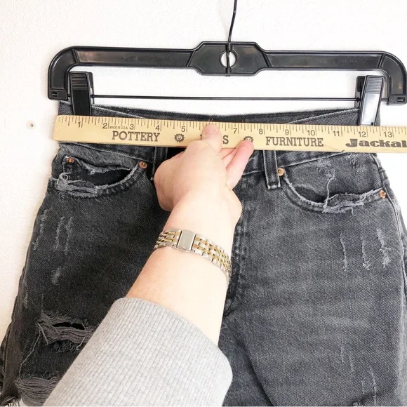 Urban Outfitters BDG A-Line Shorts Washed Black Raw Hem Distressed Short Size 24 - Picture 15 of 16